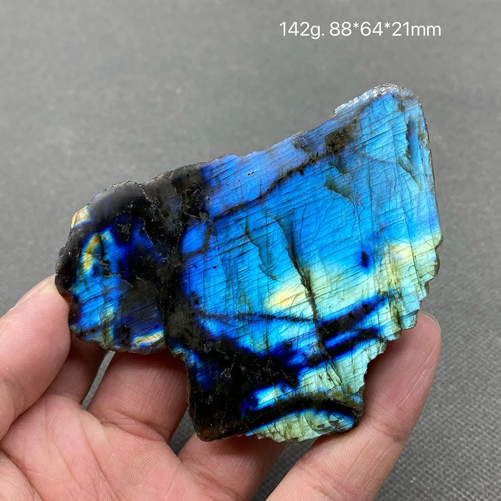 

Gorgeous Natural Labradorite Slice Quartz Mineral Crystal Specimen Collectible Gift Ornaments （Take pictures in wet water）