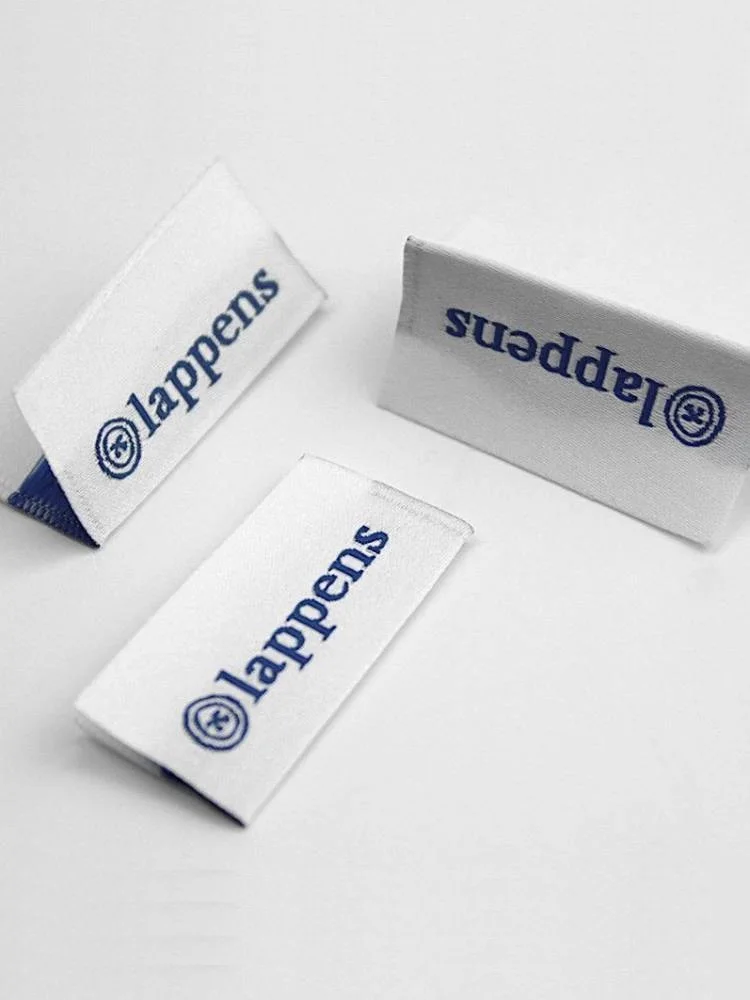 Étiquettes tissées personnalisées avec logo Étiquettes tissées durables de haute qualité