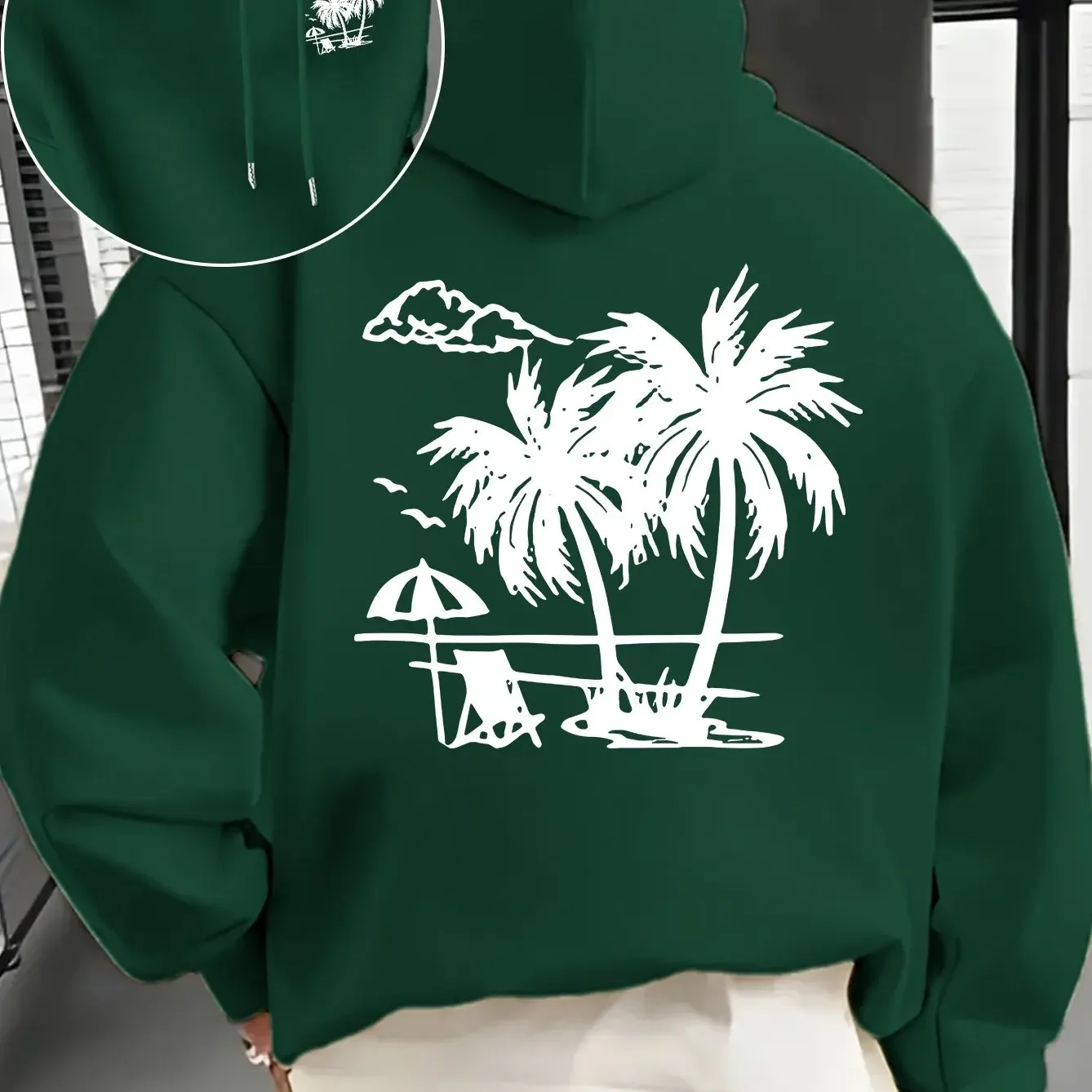 Men Front Print Beach View Hoodie Simple White Palm Tree Chair Umbrella Pattern Casual Seaside Street Pullover Sweatshirt