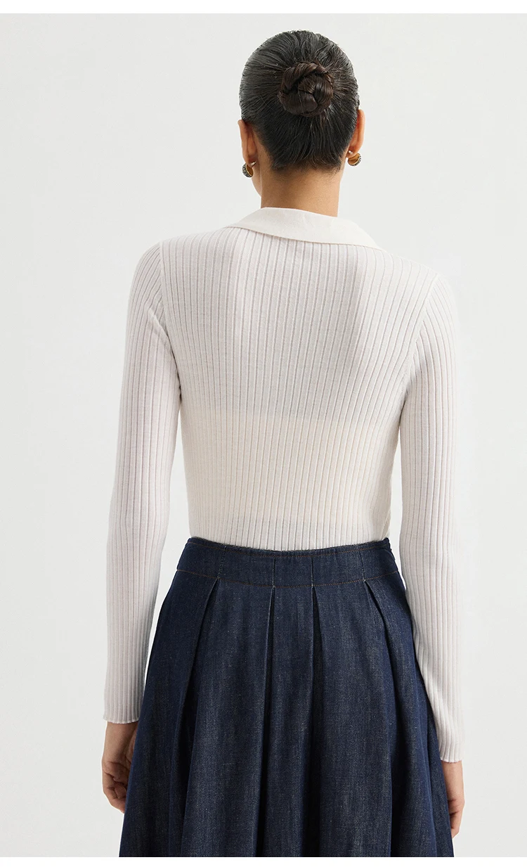 BL3611568 Damen-Pullover mit Polokragen, 100% Wolle, breiter Rippstrick, lange Ärmel, halbe Knopfleiste, Kettenabzeichen, schmale Passform, für den frühen Herbst. – Detail 6