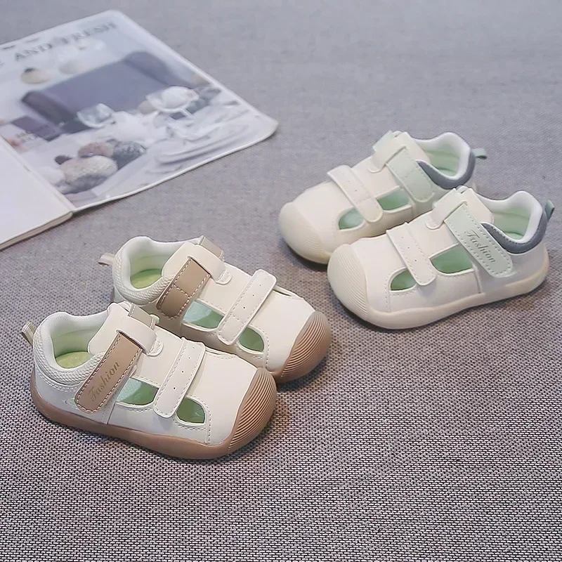 

2026 Summer Baby Closed Toe Cute Sandals Hook and Loop Soft Sole First Walker Shoes Boys Girls Fashion Casual Anti-slip Footwear