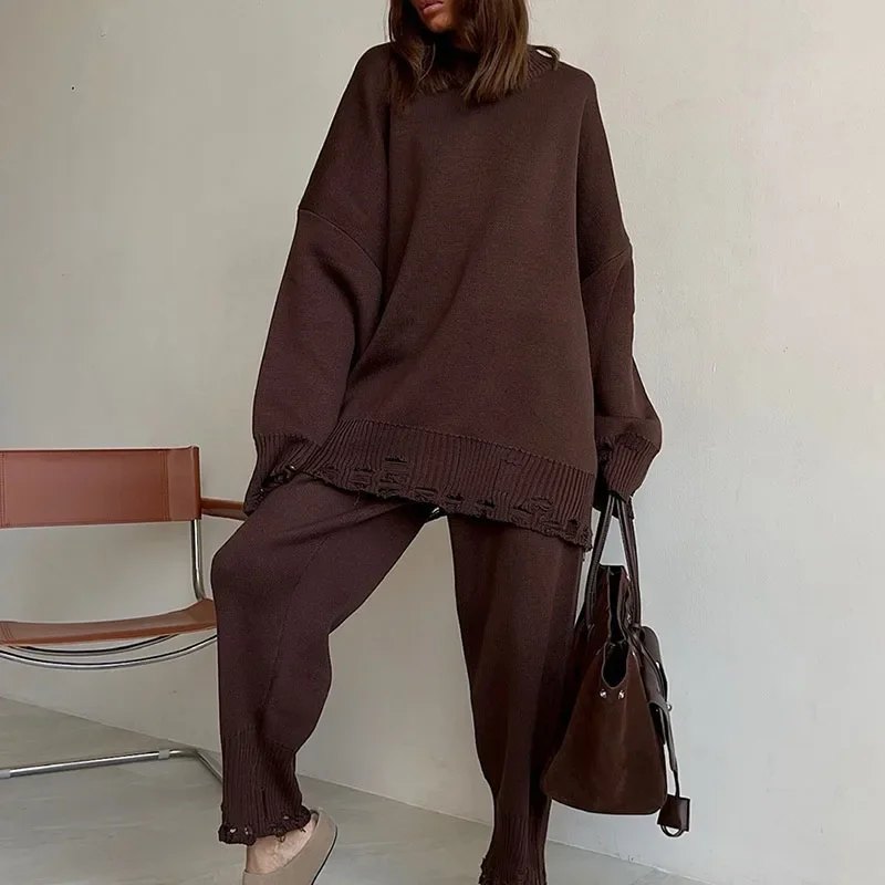 Kadın düz renk bol kesim uzun pantolon modeli