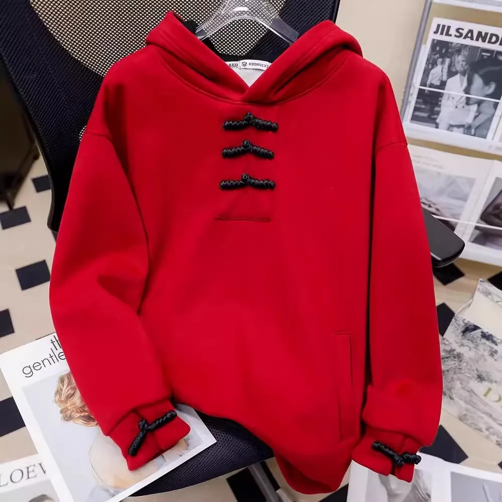 

Толстовка с капюшоном свободного кроя для мужчин, осень-зима, большие размеры 300, сум, традиционный китайский дизайн на пуговицах, красный новогодний топ из полиэстера...