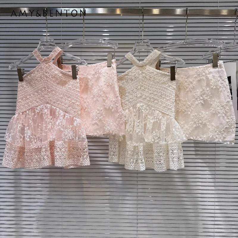 

Летний новый комплект 2026: Женский жилет с кружевными вставками в стиле Y2K и вышитые юбки. Оригинальный дизайн, модный и элегантный образ.