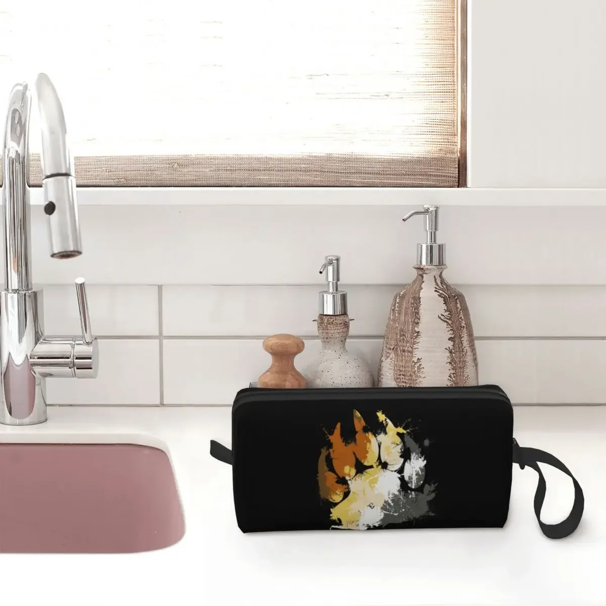 Gay Bear Pride Paw Cosmetic Bag Women Cute Big Capacity LGBT GLBT Makeup Case Beauty Storage Toiletry Bags image 4