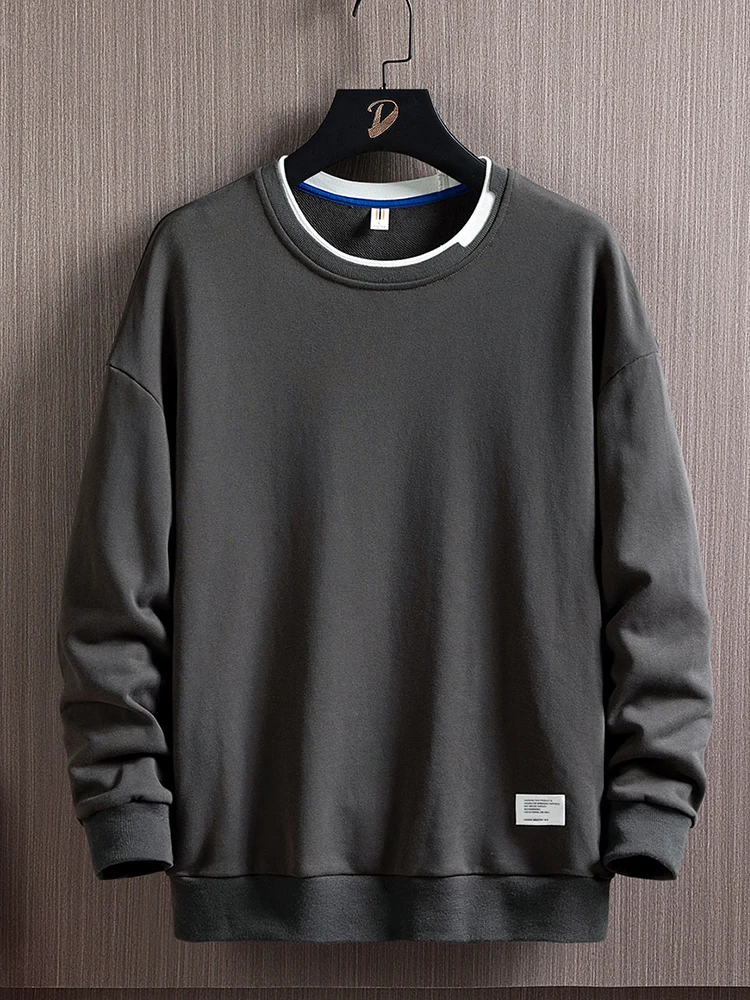 Men\'s Autumn and Winter Fashionable Solid Color Bottomed Round Neck Sweater