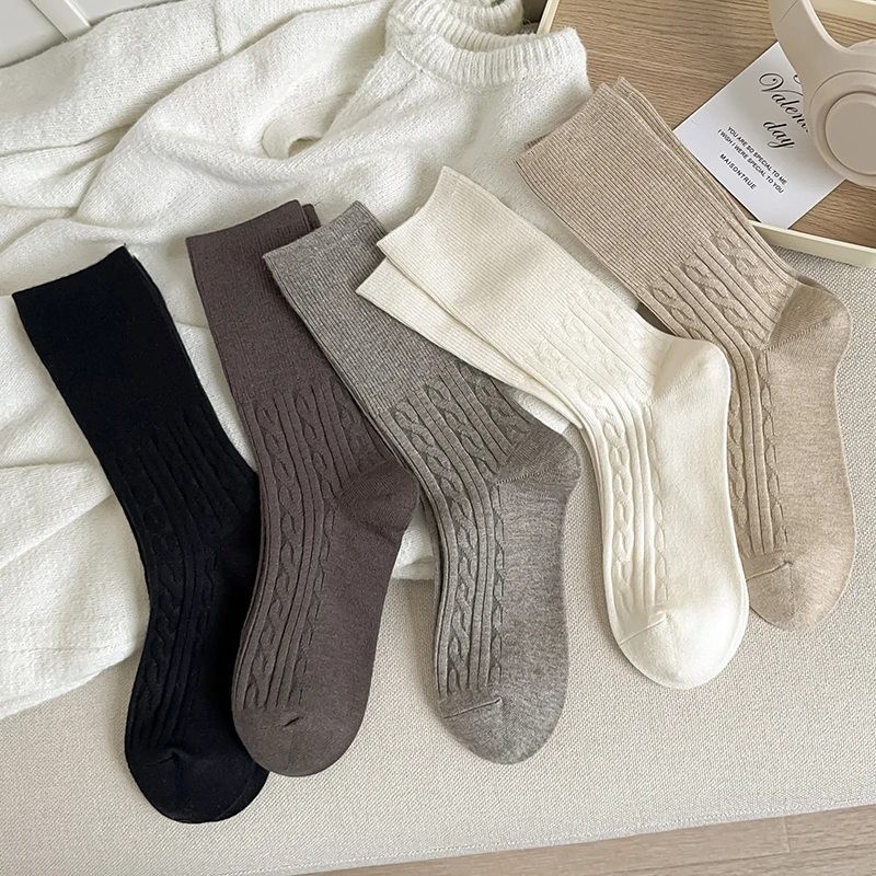 New Women Socks Autumn Fashion Japanese Style Ladies Loose Socks School Basic Solid Color Casual Simple Girls Crew Socks Daily