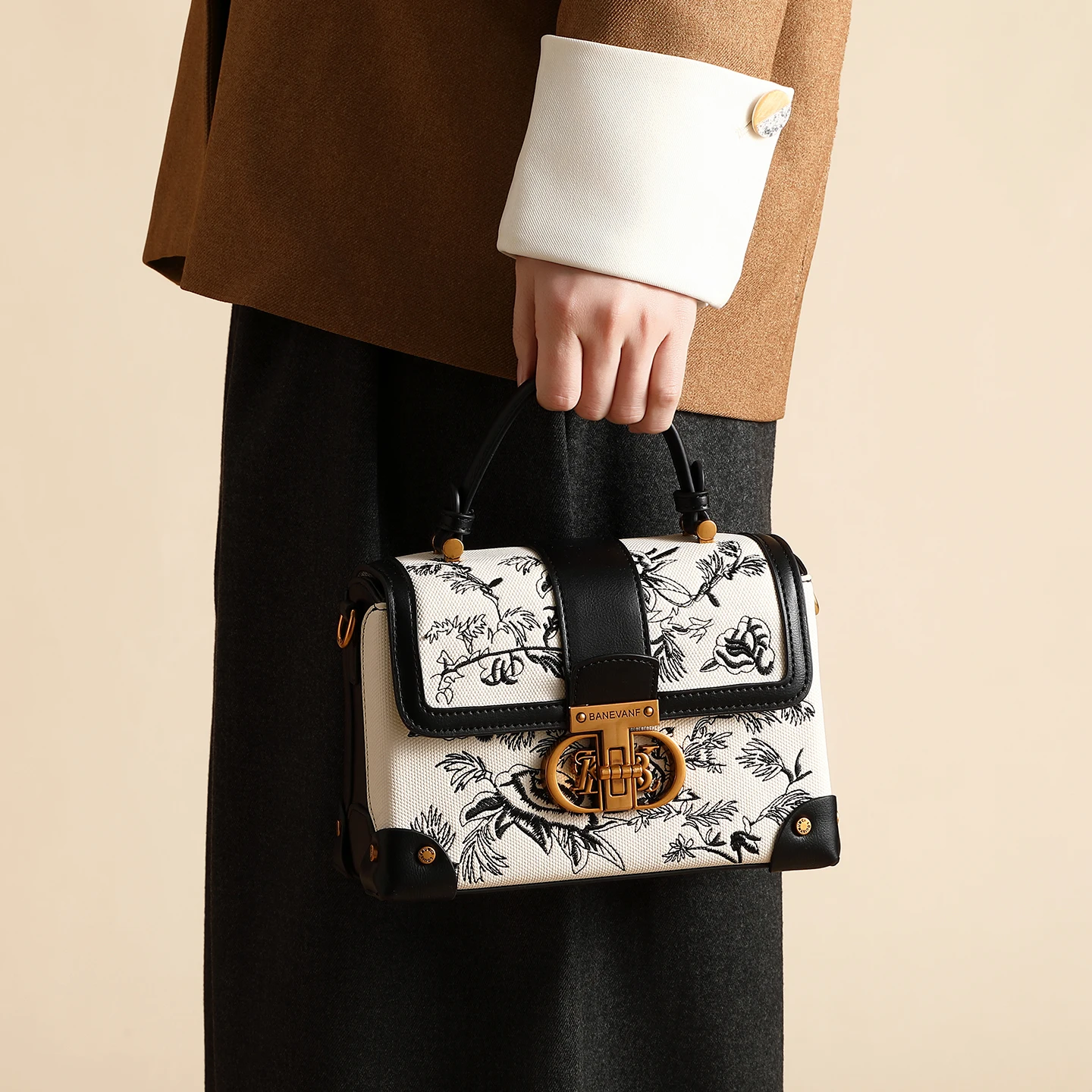 

Женская сумка 2026: популярная новинка, модная универсальная сумка через плечо, элитная дизайнерская сумка-кроссбоди с вышивкой в китайском стиле