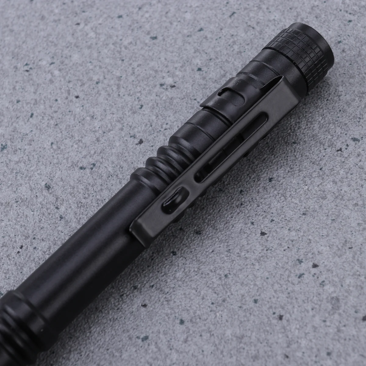 Mini torcia tascabile alimentata a penna LED ultra luminosa con clip per torcia Mini torcia da 133 mm