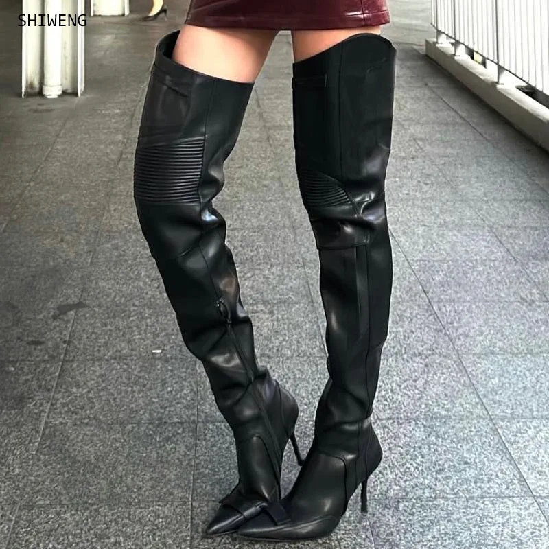 

2025 женские сексуальные сапоги выше колена с острым носком в стиле пэчворк, женские зимние сапоги до бедра на тонком каблуке 10 см с боковой молнией 44