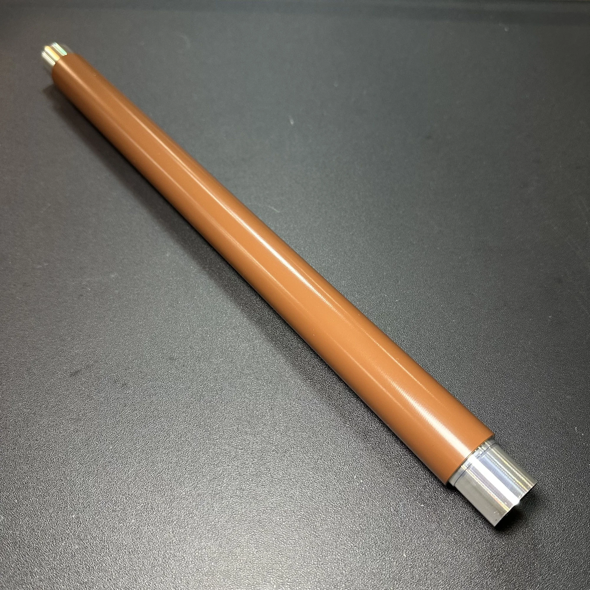 

Подгревательный ролик фьюзера для Konica Minolta Bizhub C364e C454e C284e C224 C284 C364 C454 Горячий ролик * 2