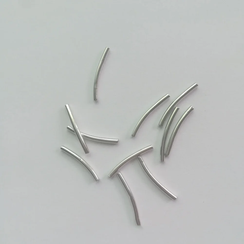500 Uds. Cuentas espaciadoras de tubo curvo de latón Chapado en plata, 2x25mm, forma de fideos finos para pulseras de alambre de memoria, cuentas de Metal sueltas DIY