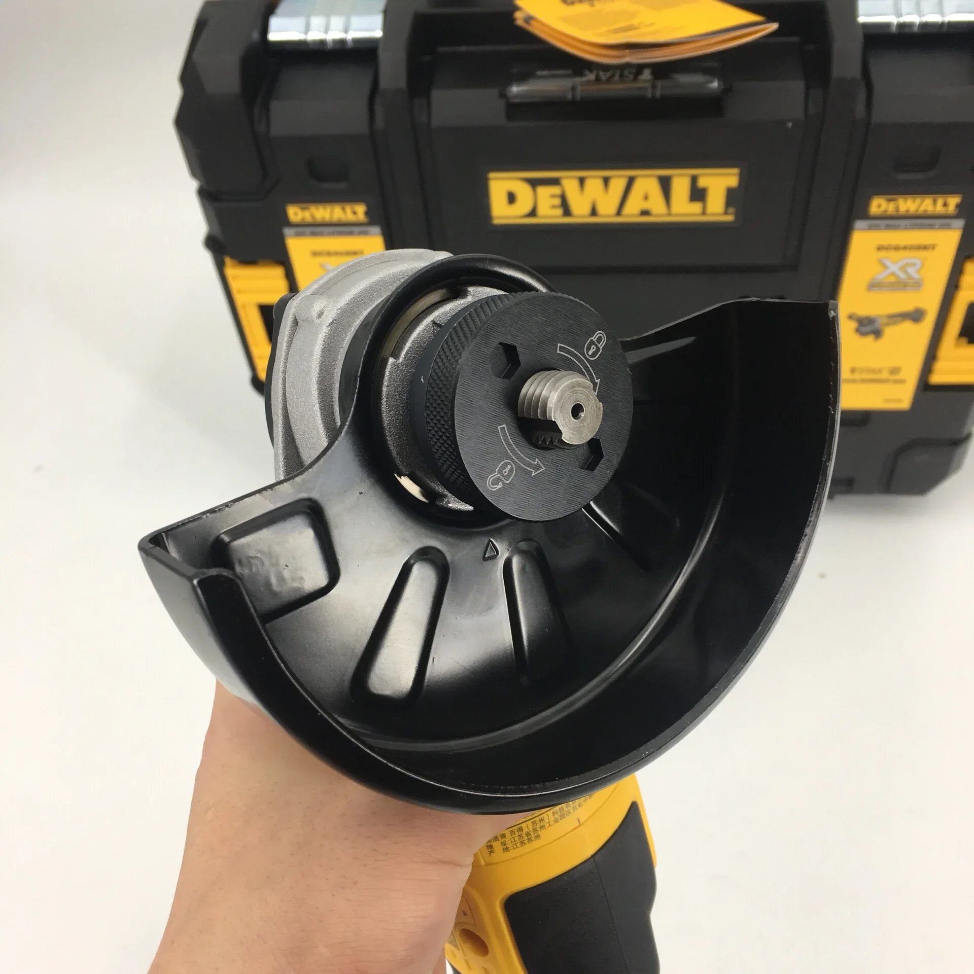 DEWALT-Interruptor transversal sem fio sem escova, GRINDER angular pequeno com travão KICKback, 20V 9000RPM, 125mm, 4.5in, DCG405, corpo da