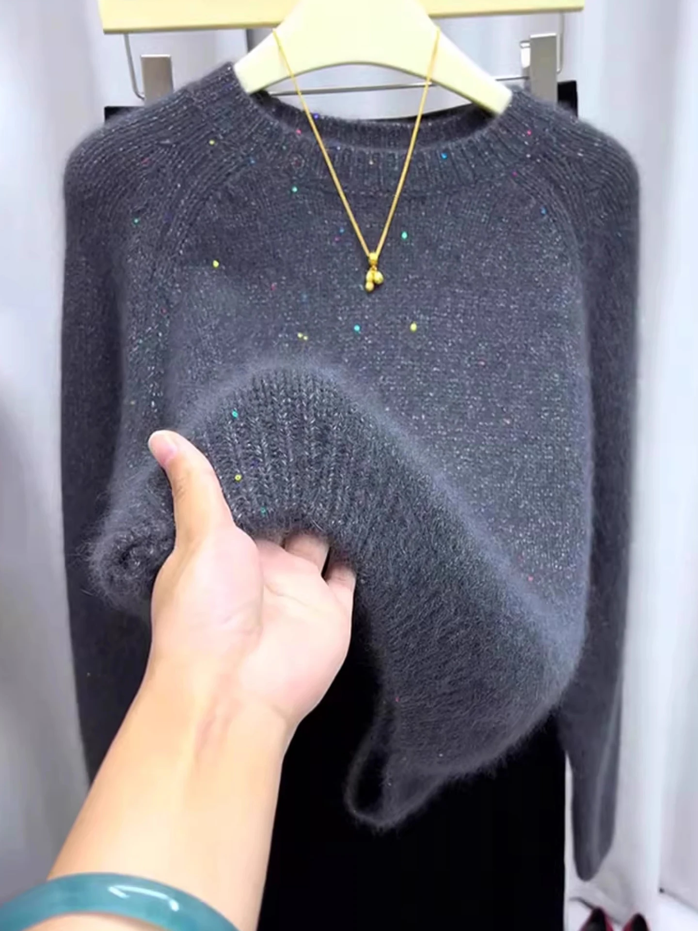 

Soft Cozy Camere Knitted Sweater Casual Long Sve Overhead round Ne Women's Faionable Winter Top Unique Comfortable