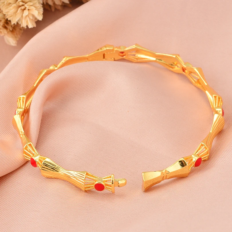 Copper Arabic Brace…