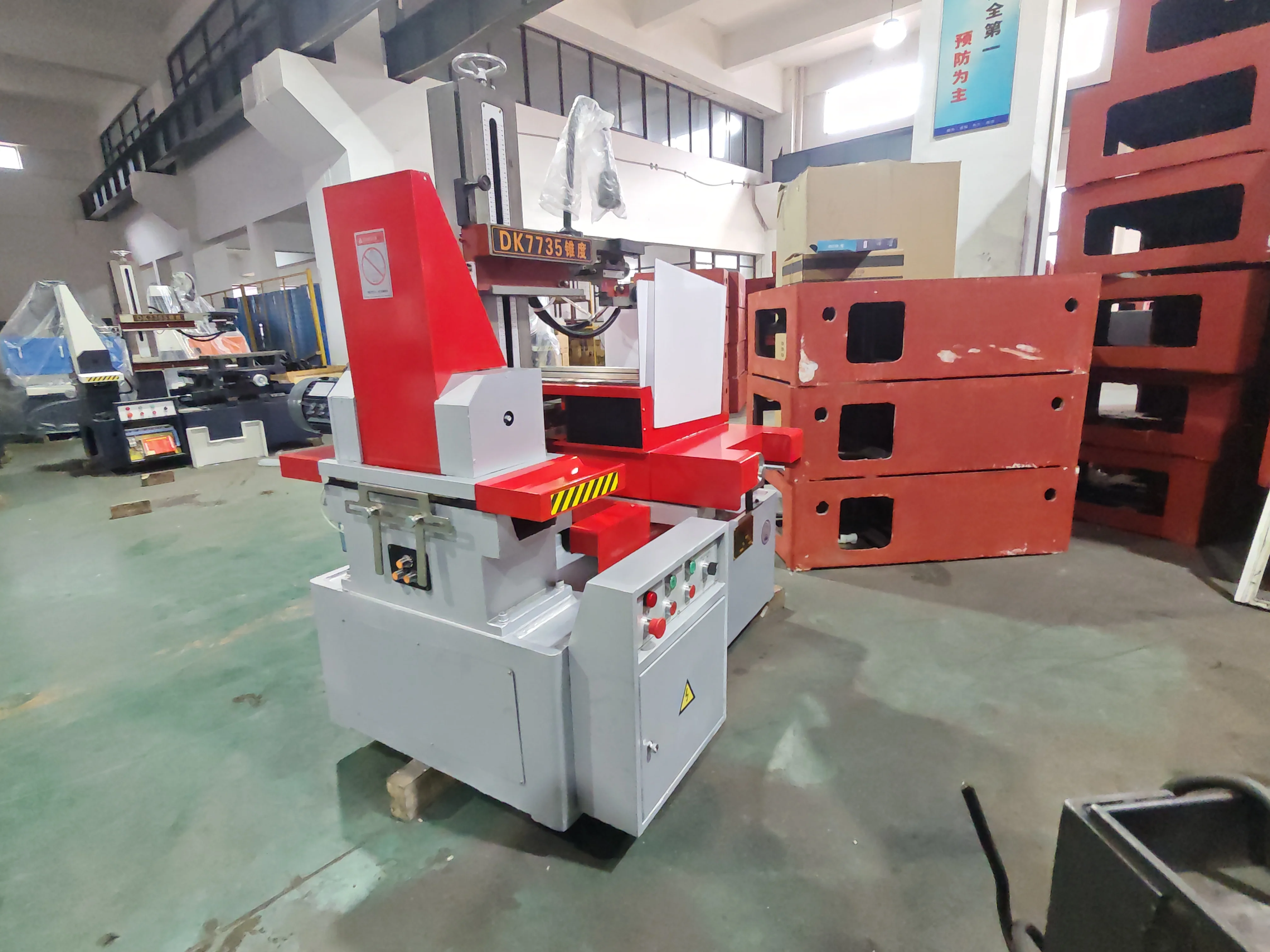 High Quality Metal Erosion Machine Edm Wire Cutting Dk7735 Edm Wire Cut Machine