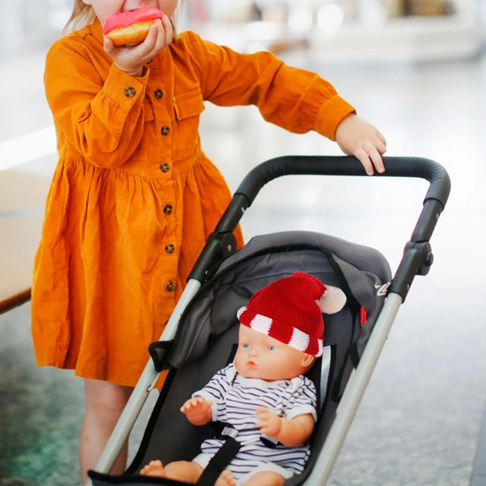 

Miniature Knit Cap Ornaments Handmade Craft Decoration Tiny Hats for Keychains Bag Tags Tree Decorations Festive