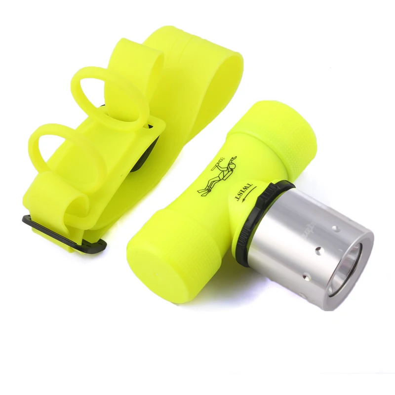 High-Power Rechargeable Underwater LED Diving Headlamp Head Torch Flashlight IP68 Rated with Silicon Strap Scuba