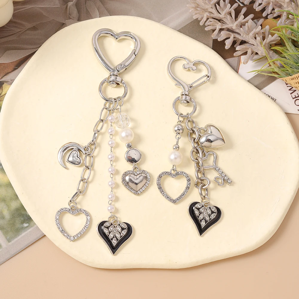 Aihua Niedlicher Kristall-Liebesherz-Schlüsselanhänger für Frauen und Mädchen, Perlen-Schlüsselring-Anhänger für Damenhandtaschen, DIY-Schmuckgeschenke – Detail 2