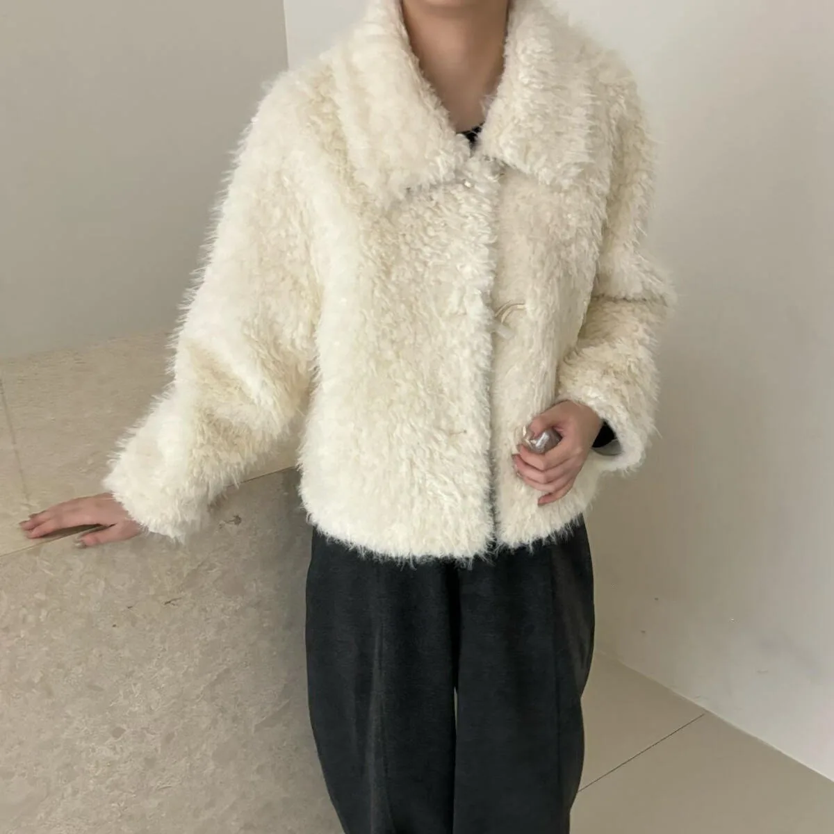 المرأة ort الفراء Jaet شتاء جديد Sle النسخة الكورية شيك التلبيب فضفاض زرر الجلود والفراء متكامل قمة دافئة #3