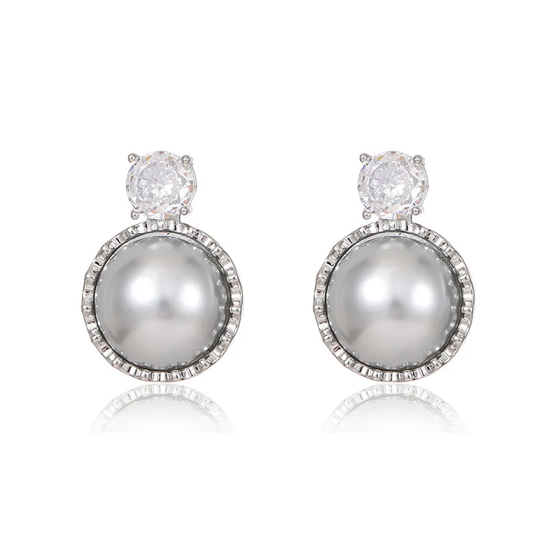 Simple and elegant earrings, exquisite and niche amber trendy women's earrings s925 silver needle round pearl stud earrings