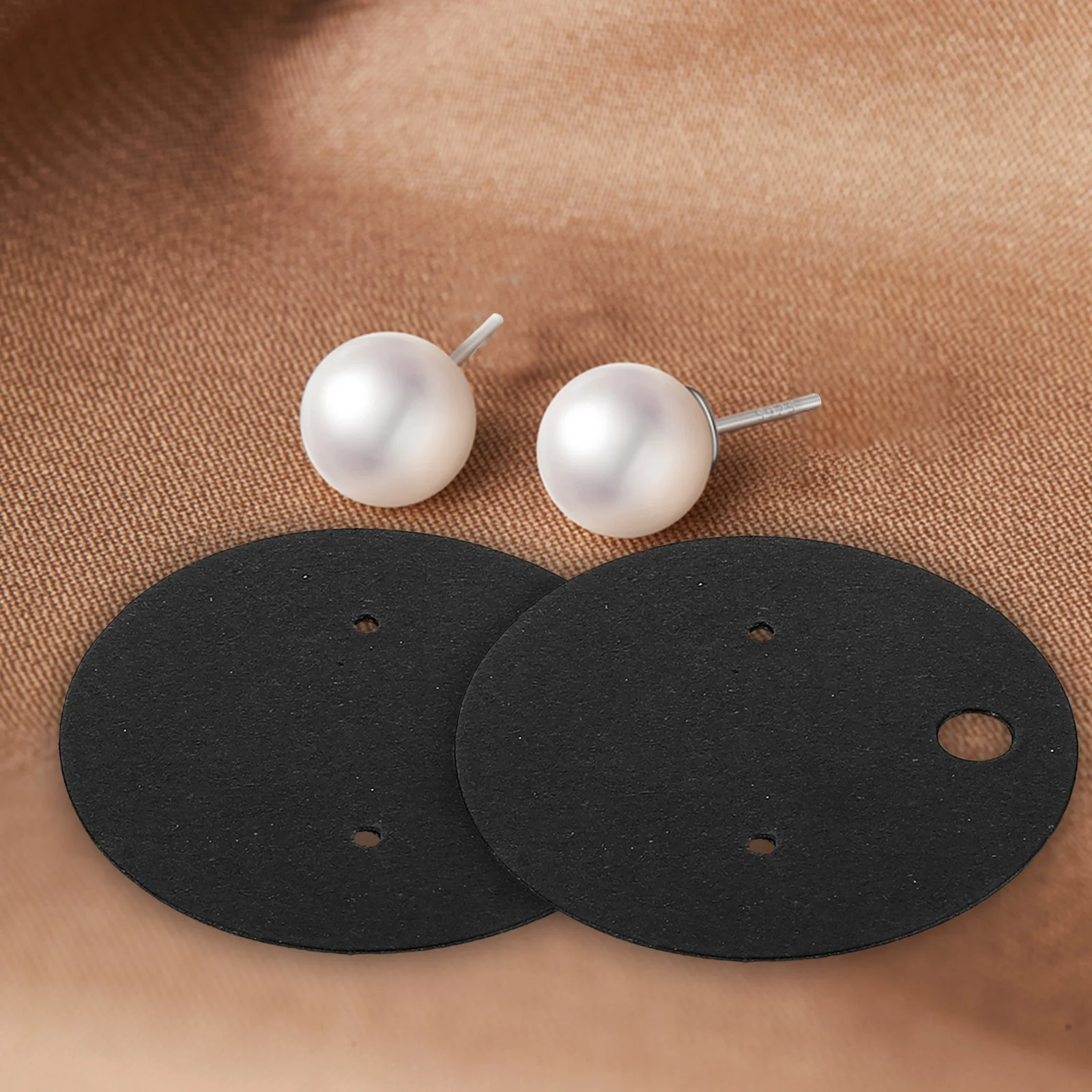 

200Pcs Earring Display Cards Round Kraft Paper Holder for Jewelry Packaging with Blank Bags Retail Earring Cards for Selling