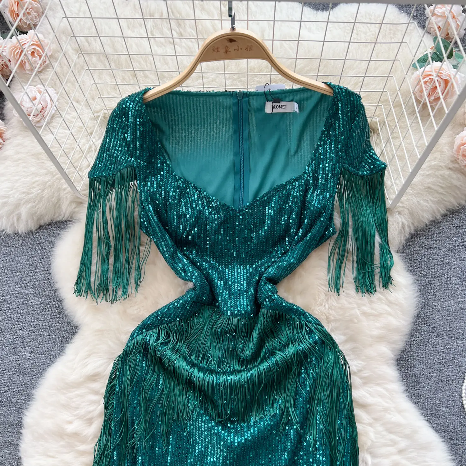 Fashion Luxury Sparkly Sequins Dress For Ladies Evening Party Elegant And Vintage Green Niche Square Tassel Flash Shiny Dress