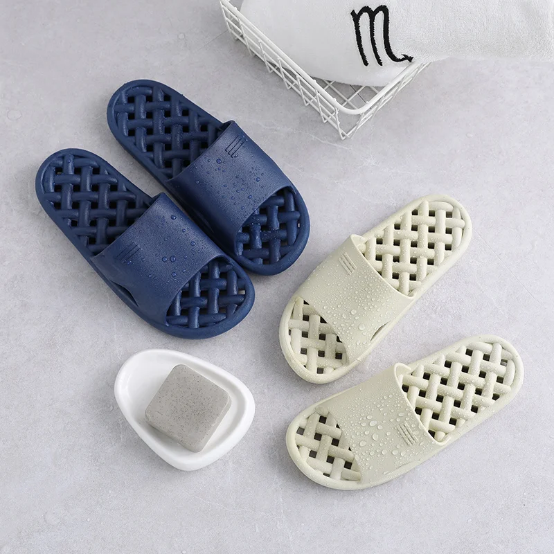 New Summer Women Men Soft Soled Slippers Home Bathroom Slippers Sandals Solid Color Bottom Hollow Breathable Anti-Slip Flip Flop