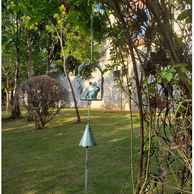 European Style Vintage Rabbit Wind Chime Iron Do Old Aeolian Bells Garden Courtyard Cute Ornament Creative Hanging Decorations