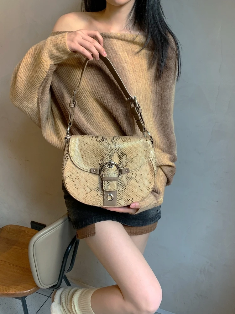 Autumn Winter Retro Semicircle Underarm Bag Durable PU Leather Serpentine Saddle Bag INS Girls Modern Urban Style Crossbody Bag