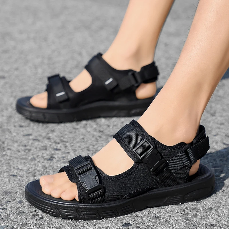 

Пара мужских износостойких сандалий, спортивная нескользящая повседневная пляжная обувь для верхней одежды, вождения, повседневная и универсальная мужская обувь.