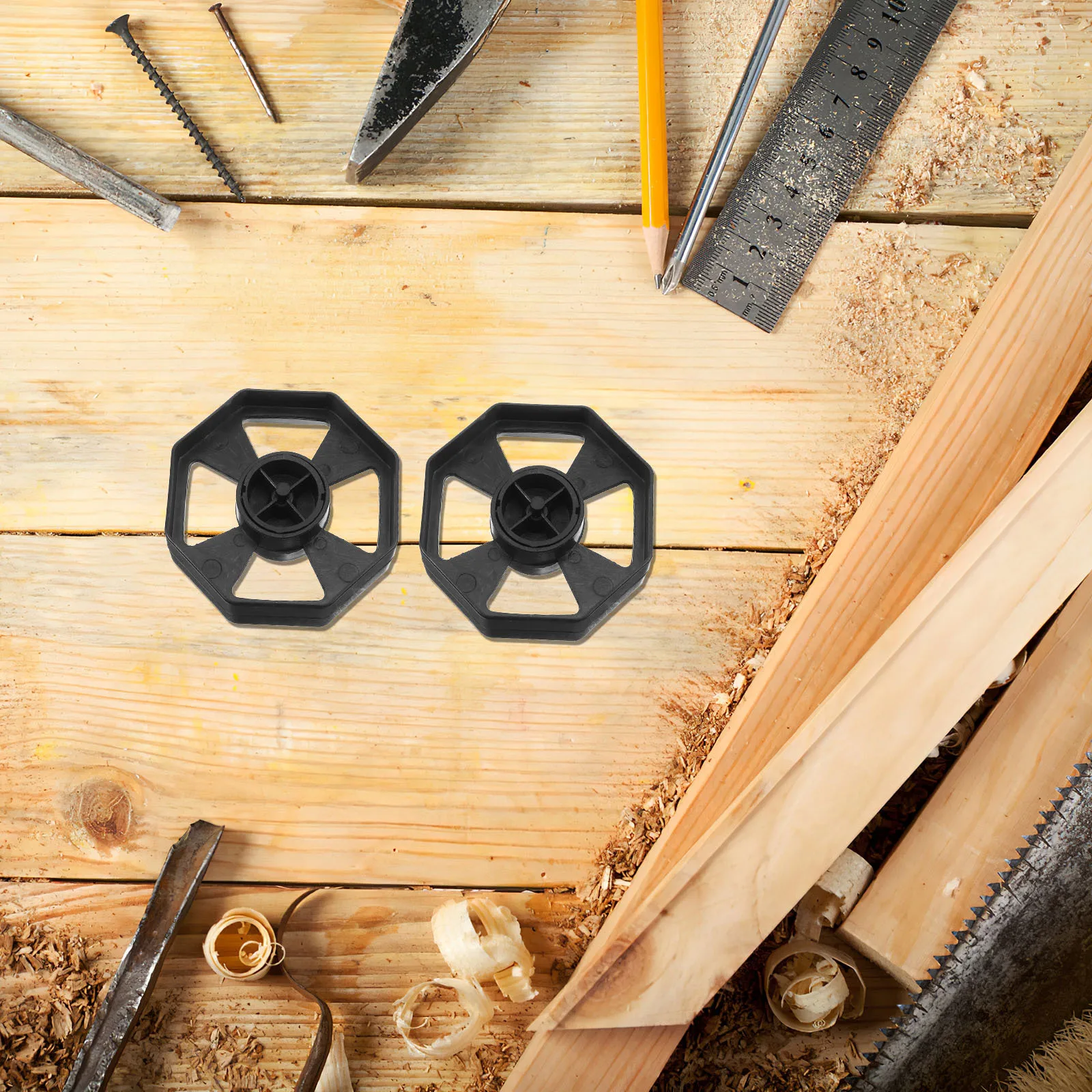 3 مجموعات من موزع الشريط اللاصق المتداول الأساسية هيكل الأسطوانة المنقولة يقلل من الاحتكاك يطيل عمر عجلة الشريط البديلة