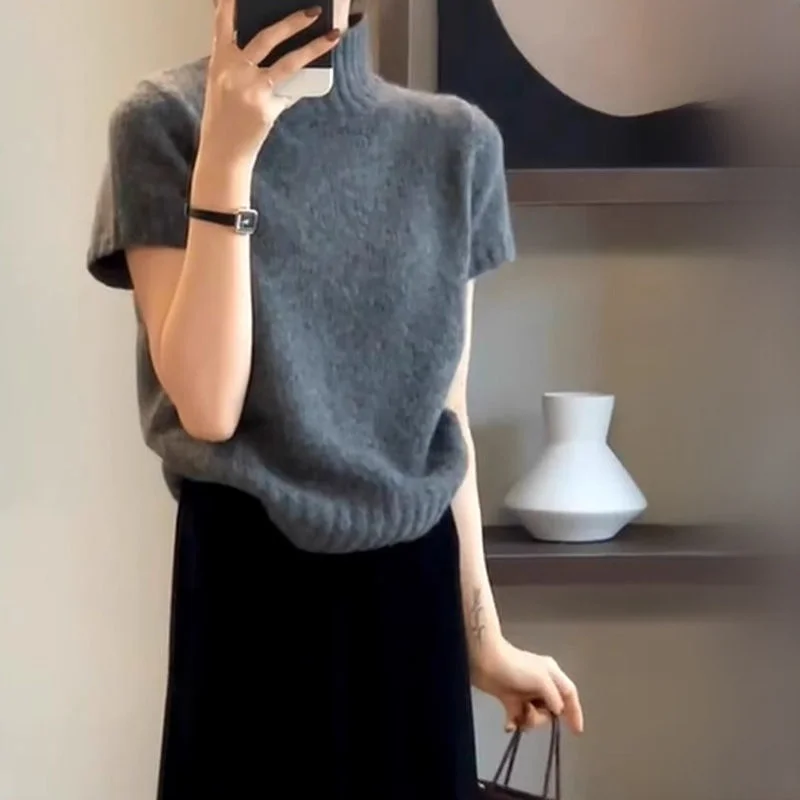 Grey High Neck Soft Cozy Sweater Women's Autumn Wear 2024 New Style Lazy Fashion Overhead Regular Fit Knitted Top