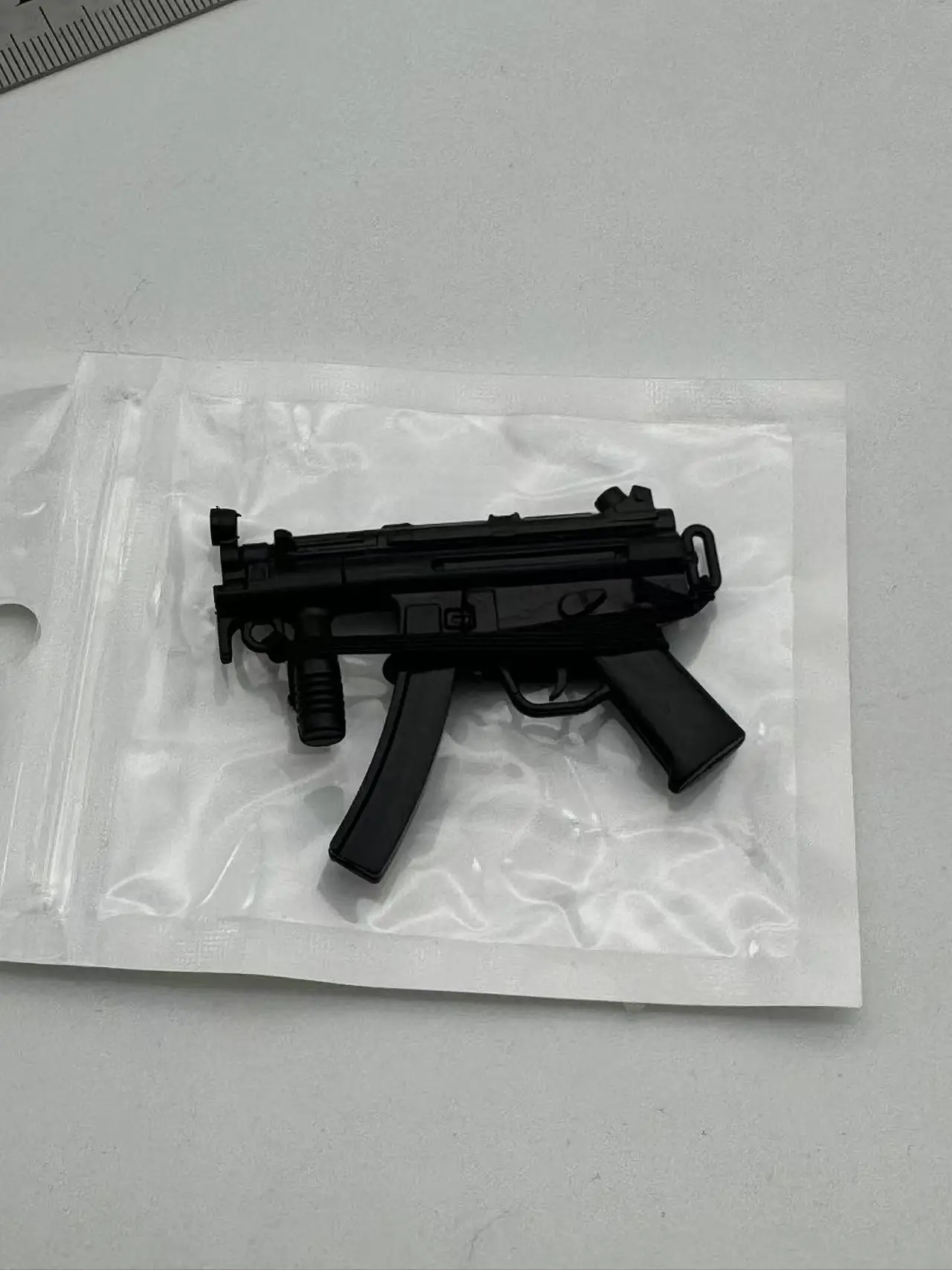1/6 مقياس سلاح عمل الشكل الملحقات نموذج دمية 1/6 الجنود الملحقات 1 إلى 6 مايكرو لكمة MP5 MP5K نموذج بندقية سوداء
