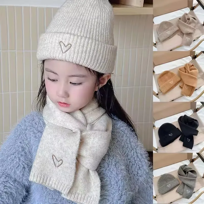 

Solid Color Kids Knitted Hat Scarf Love Heart Embroidery Autumn Winter Warm Baby Beanie Outdoor Anti-cold Boys Girls Cap Scarves