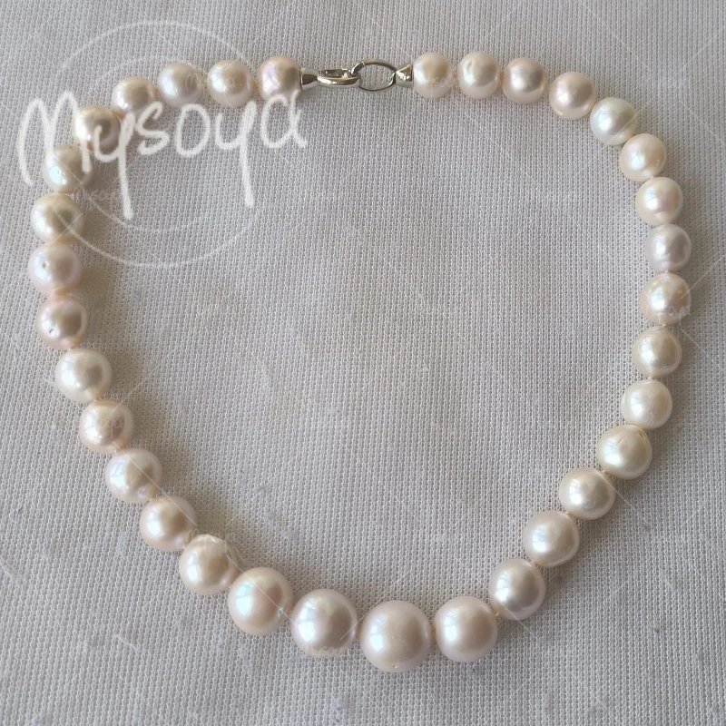 

MYSOYA 10-11mm Large White Freshwater Pearl Necklace, for Birthday/Anniversary/Wedding/Mother's Day/Father's Day Gift A1065