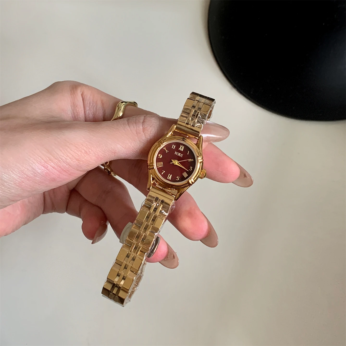 2026 New Arrival Exquisite And Luxurious Small Dial Women'S Watch, Simple Design, Stainless Steel Strap, Quartz Movement.