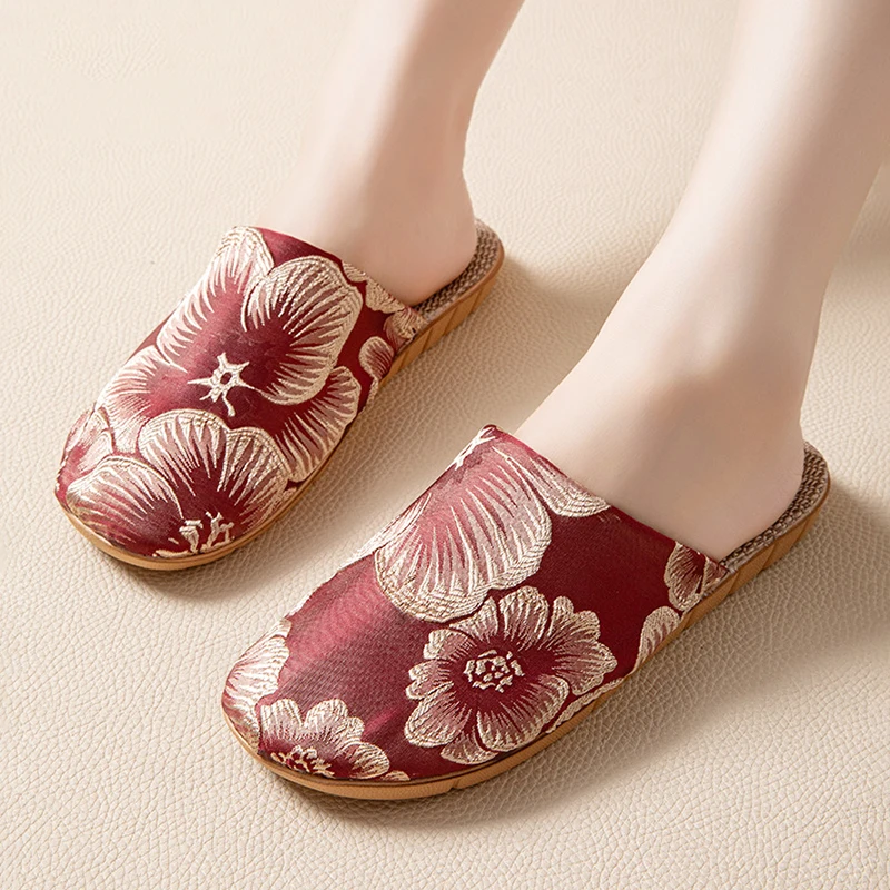 Silk Elegant Mule Slippers Women Home Floral Linen Summer Shoes Ladies Silent Indoor Slides Unisex Couple Lightweight Anti-Slip view 3