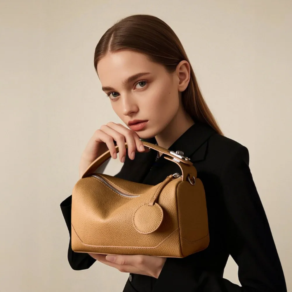Fashionable Leather Bag Versatile Trendy Hand-to-Hand Crossbody Texture Unique Fashion Simple Casual Everyday Delicate Elegant
