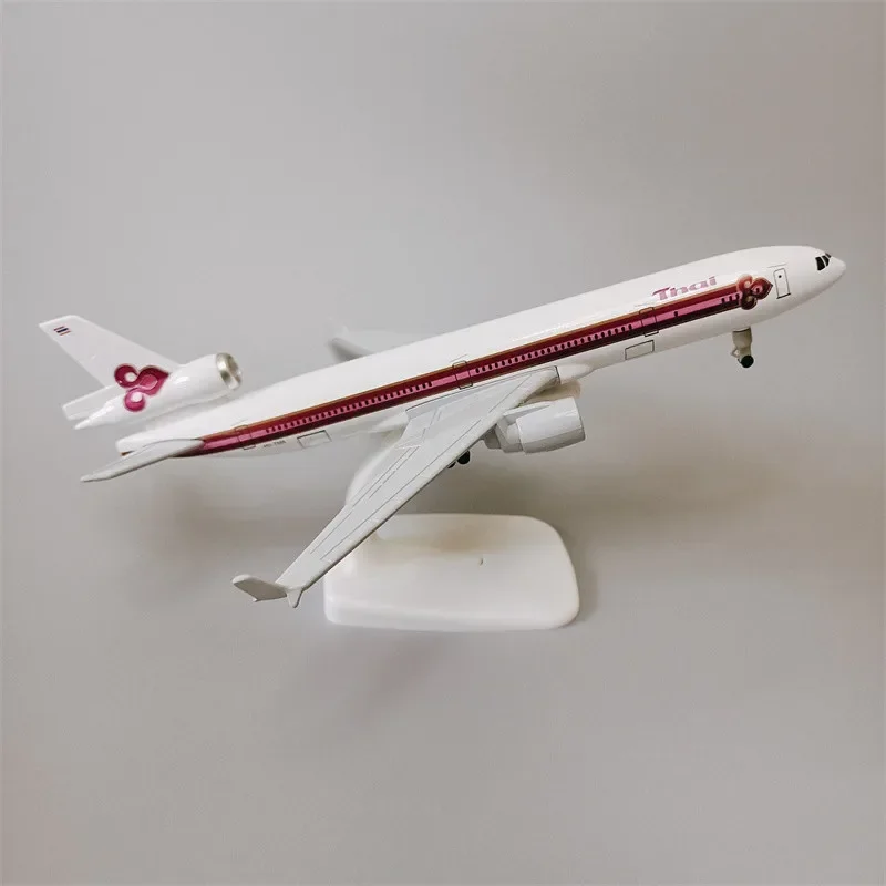 

20cm Alloy Metal Thailand Air THAI Airlines MD MD-11 Airways Diecast Airplane Model Plane Model Aircraft w Wheels Landing Gears