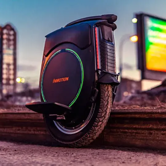 Jednokołowy skuter balansowy monocykl elektryczny V12 deskorolka czarny dla dorosłych INMOTION Monopatin Electrico unisex monowheel 2500W