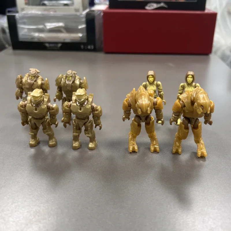 8pcs Mega Construx Blocks Infinite UNSC Spartan Master Chief (Gold) Atriox (Gold) Cortana (Gold) Arbiter (Gold)  20th