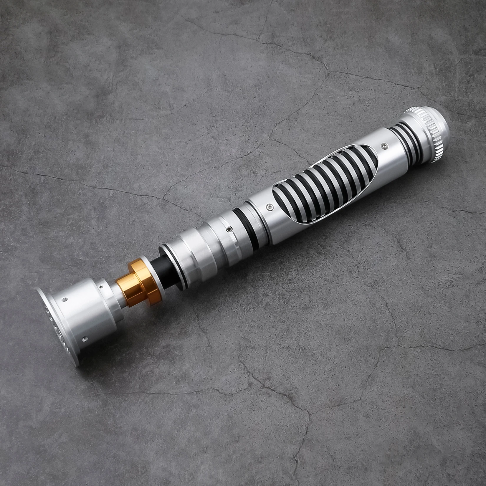 TXQSTUDIO lightsaber السيف الرب NeoPixel الثقيلة المبارزة RGB الألوان تغيير المعادن هيلت السيف السلس للكبار تأثيري اللعب