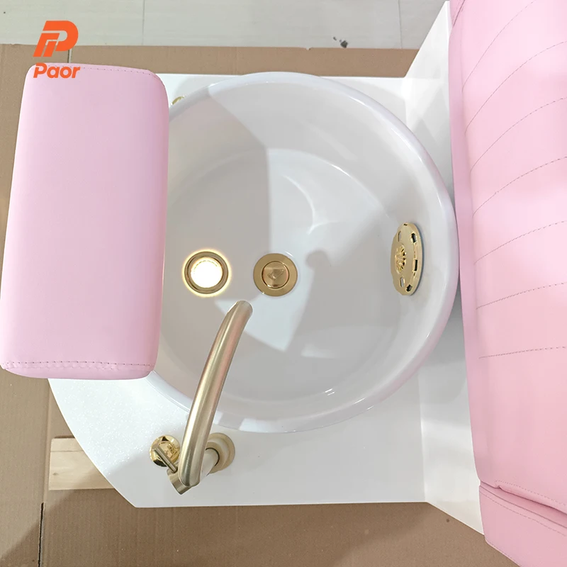 Immagine 6: Moderna poltrona da pedicure rosa per salone di bellezza con luci a LED di lusso e postazioni per manicure e pedicure