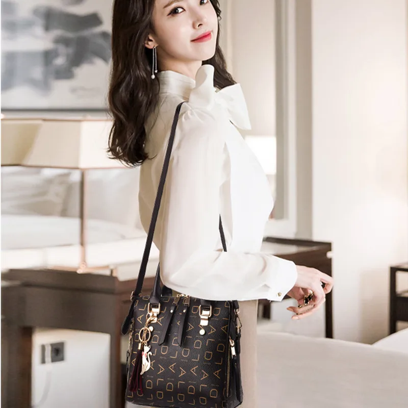 Famous Brand Women Handbags 2023 Luxury Crossbody For Woman Fashion Design Purses Totes Soft PU Leather Shoulder Bag