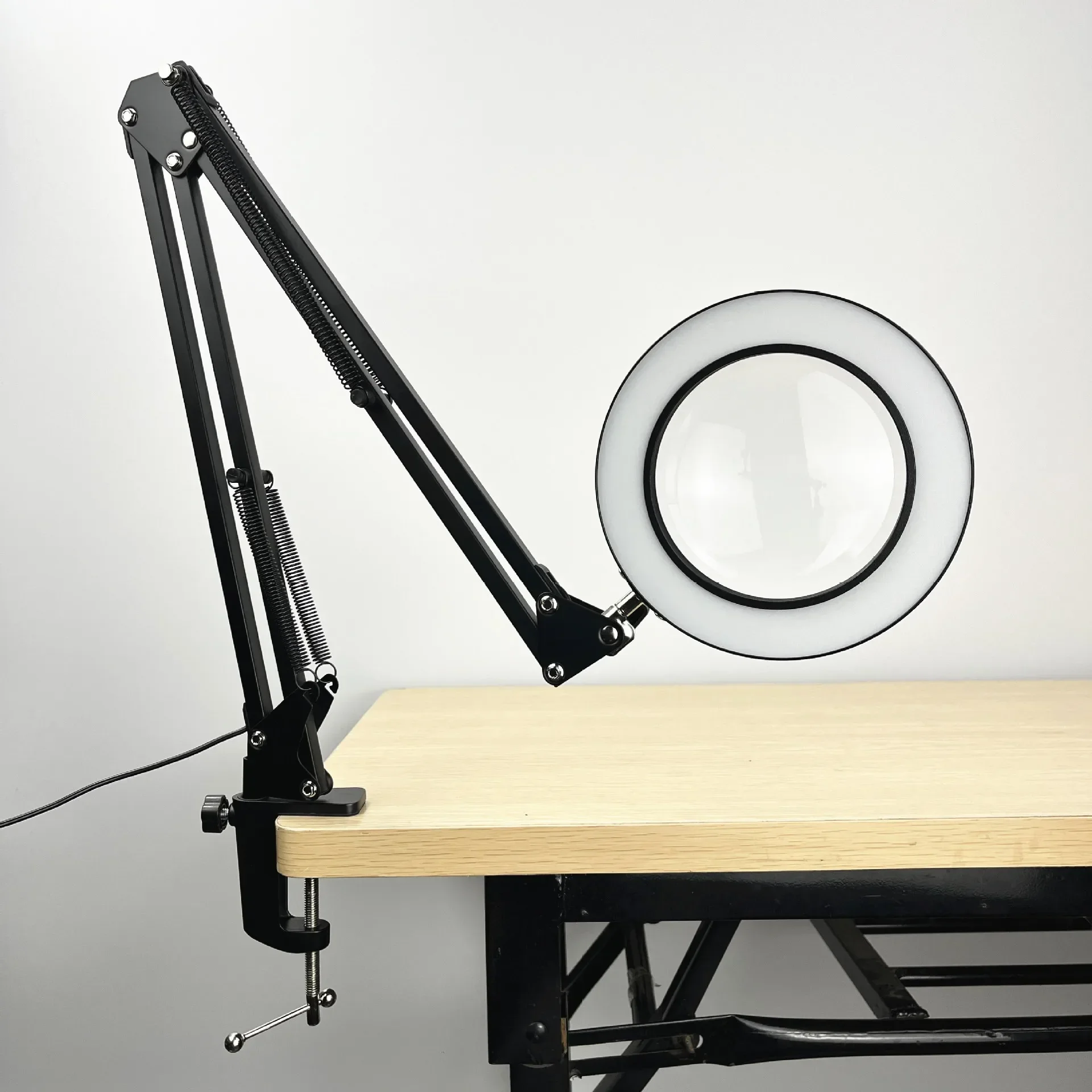 Loupe de bureau haut de gamme avec lentille HD 10X, lampe de bureau pour la lecture, la réparation de circuits électroniques, la soudure et la sculpture