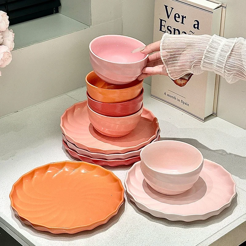 

aduated Color Cerc Glazed Undercolor Rice Bowl Soup Bowl Home Moving Wedding Celebration Personalized Plate Dinnerware