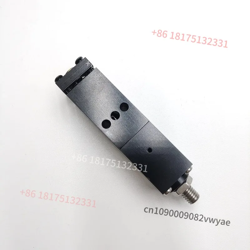 103887 roba'tech screw gun extruder, valve switch replaced with toothless base.