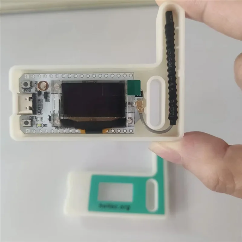 

Превосходная 0,96 OLED SX1262 Wi-Fi BLE ESP32 Lora32 V3 Макетная плата Lora 32 Iot Dev Board, как показано на рисунке 443-510 МГц с обновленным корпусом