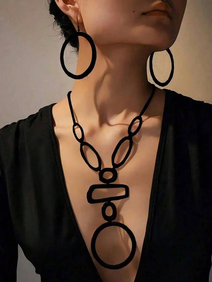 

Modern Abstract Geometric Long Pendant Necklace With Hollow Circles And Rectangles, Statement Jewelry For Evening Wear